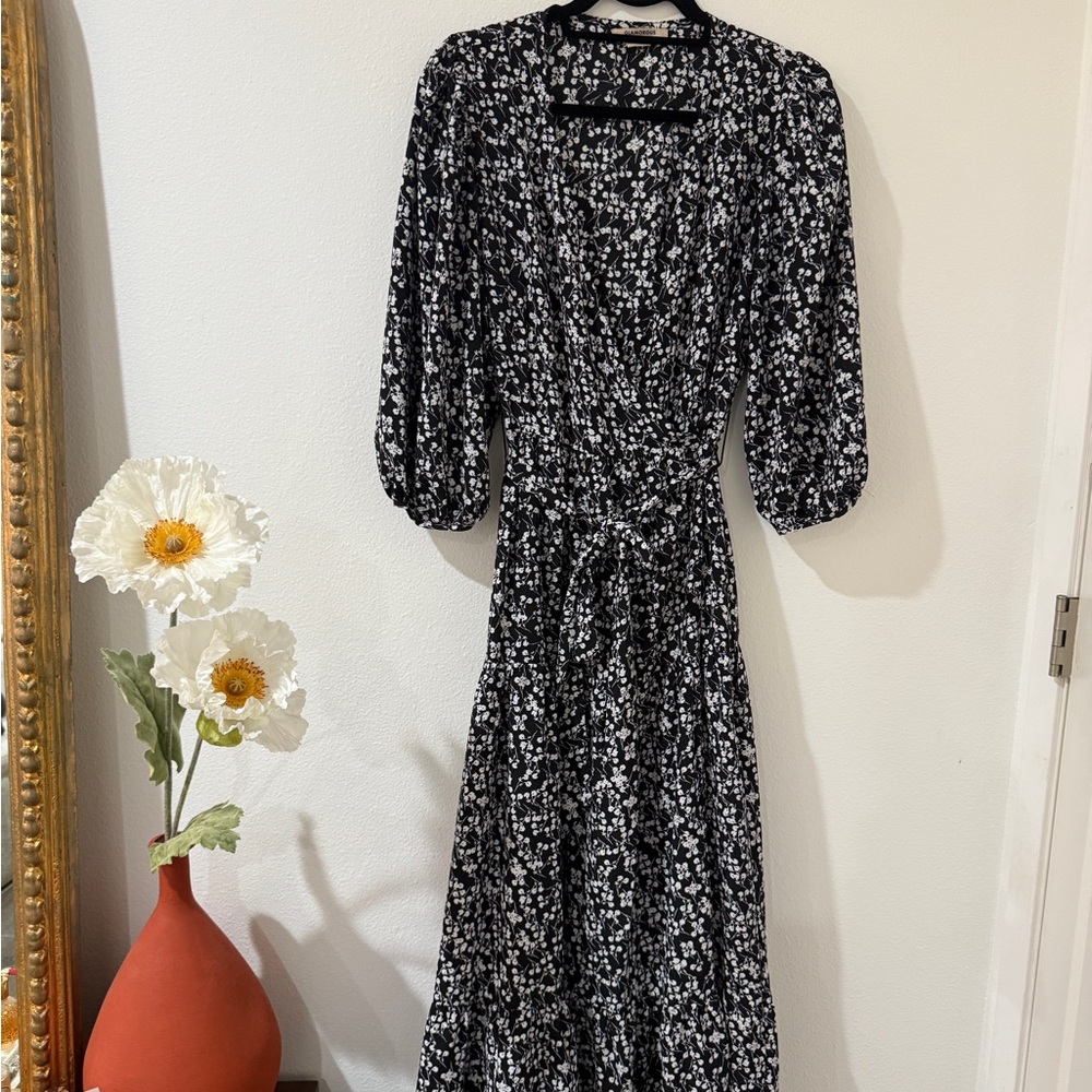 Glamorous Black and White Long Sleeve Dress